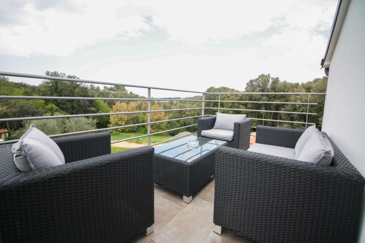 Sebi Apartment 300 M From Beach Rovinj Exterior photo